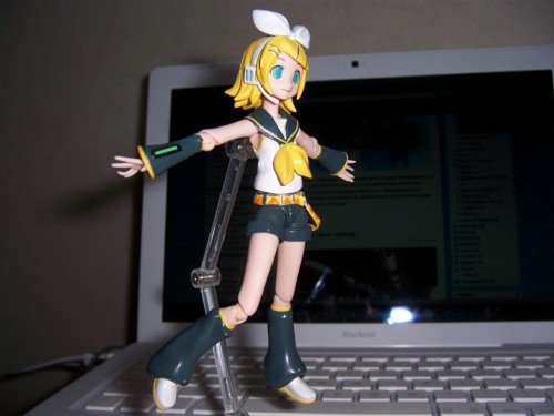 Picture 7 in [Kagamine Rin and Len Figmas]