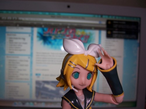 Picture 9 in [Kagamine Rin and Len Figmas]